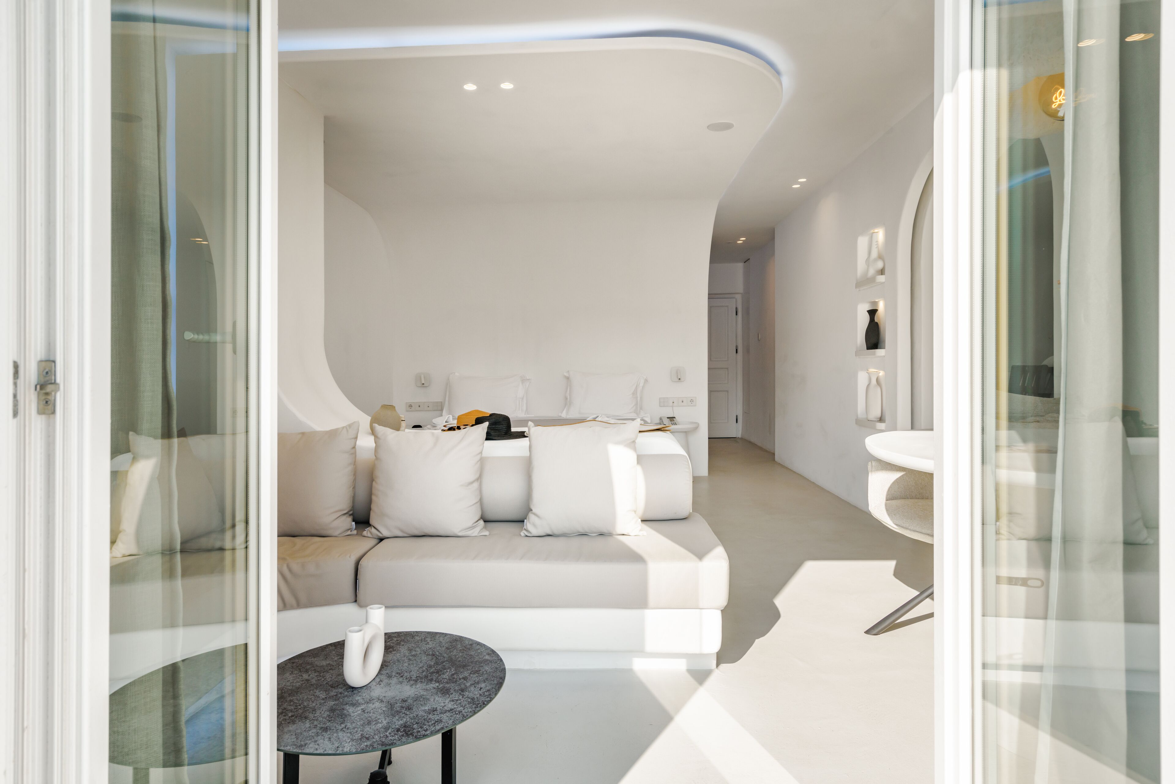 1 bedroom, premium bedding, minibar, in-room safe