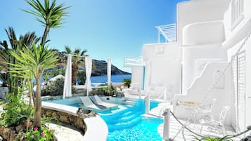 Ropa de cama de alta calidad y minibar