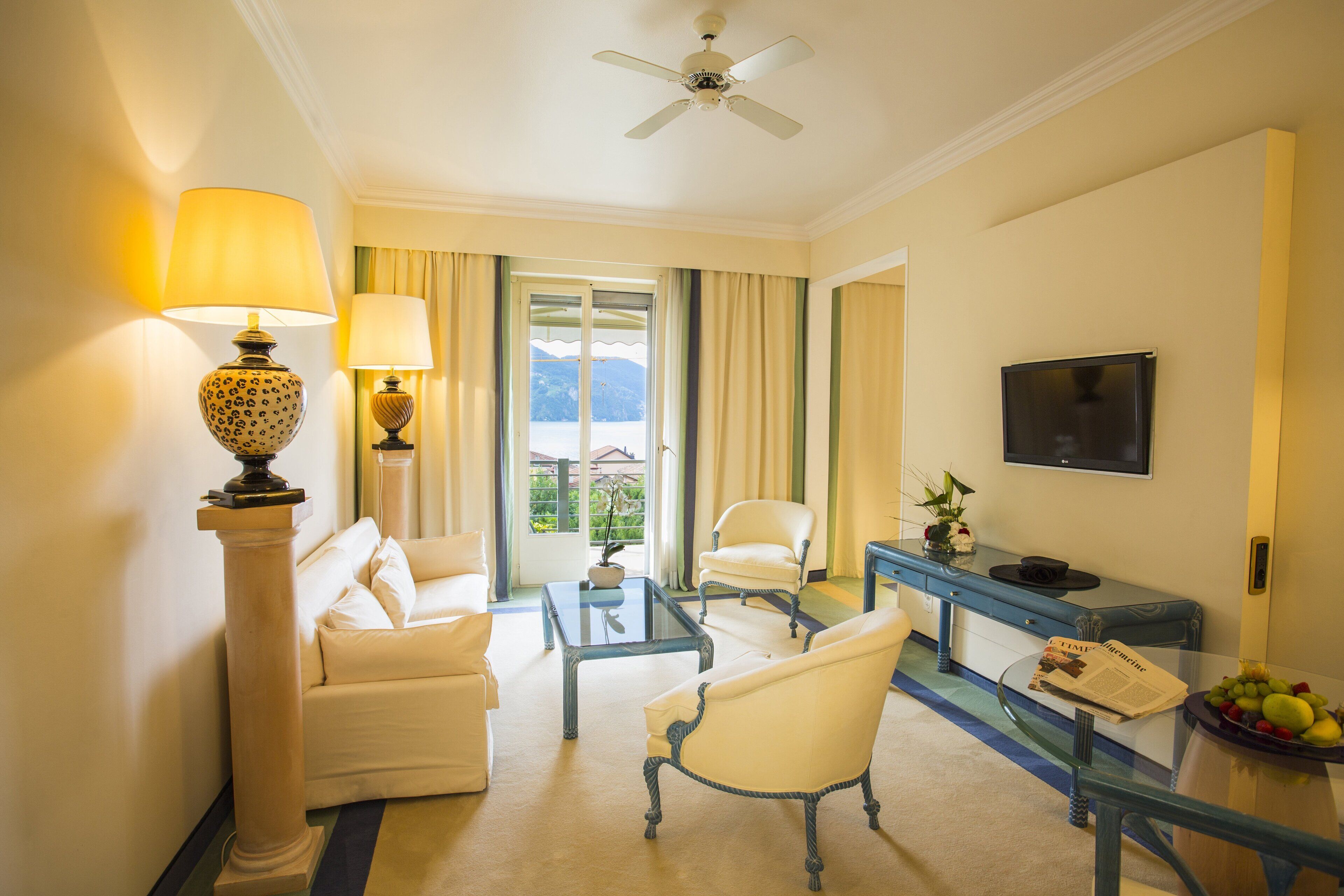 1 bedroom, premium bedding, down duvets, minibar