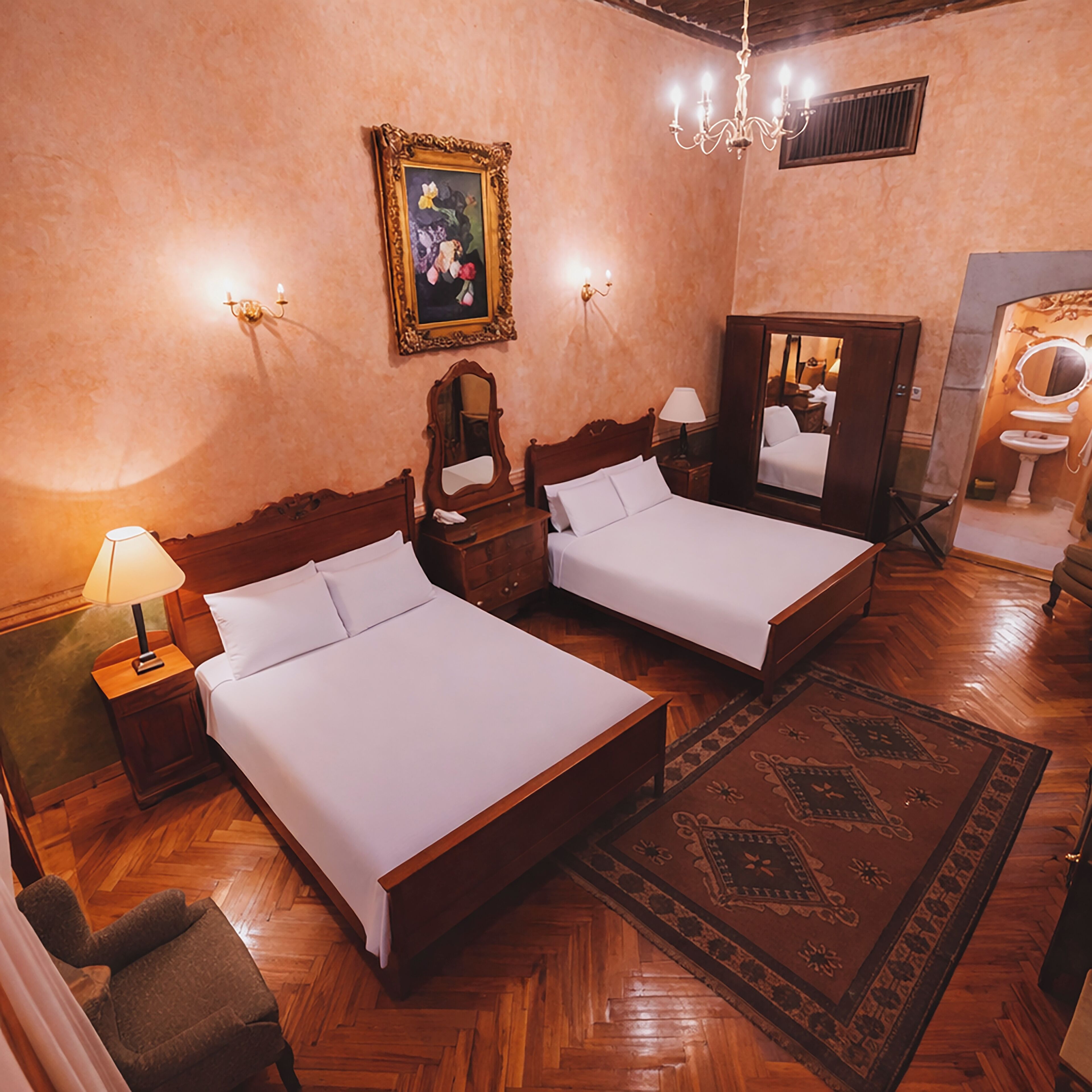 皇室開放式套房, 2 張加大雙人床 | 高級寢具、羽絨被、房內夾萬、獨特設計