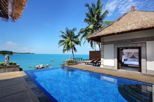 Two Bedrooms Oceanview Infinity Pool Villa | Private pool