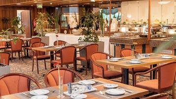 Daily buffet breakfast (EUR 17 per person)