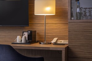 Studio (Double Use) | Living area | Flat-screen TV