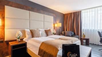 Allergikerbettwaren, Minibar, Zimmersafe, individuell eingerichtet