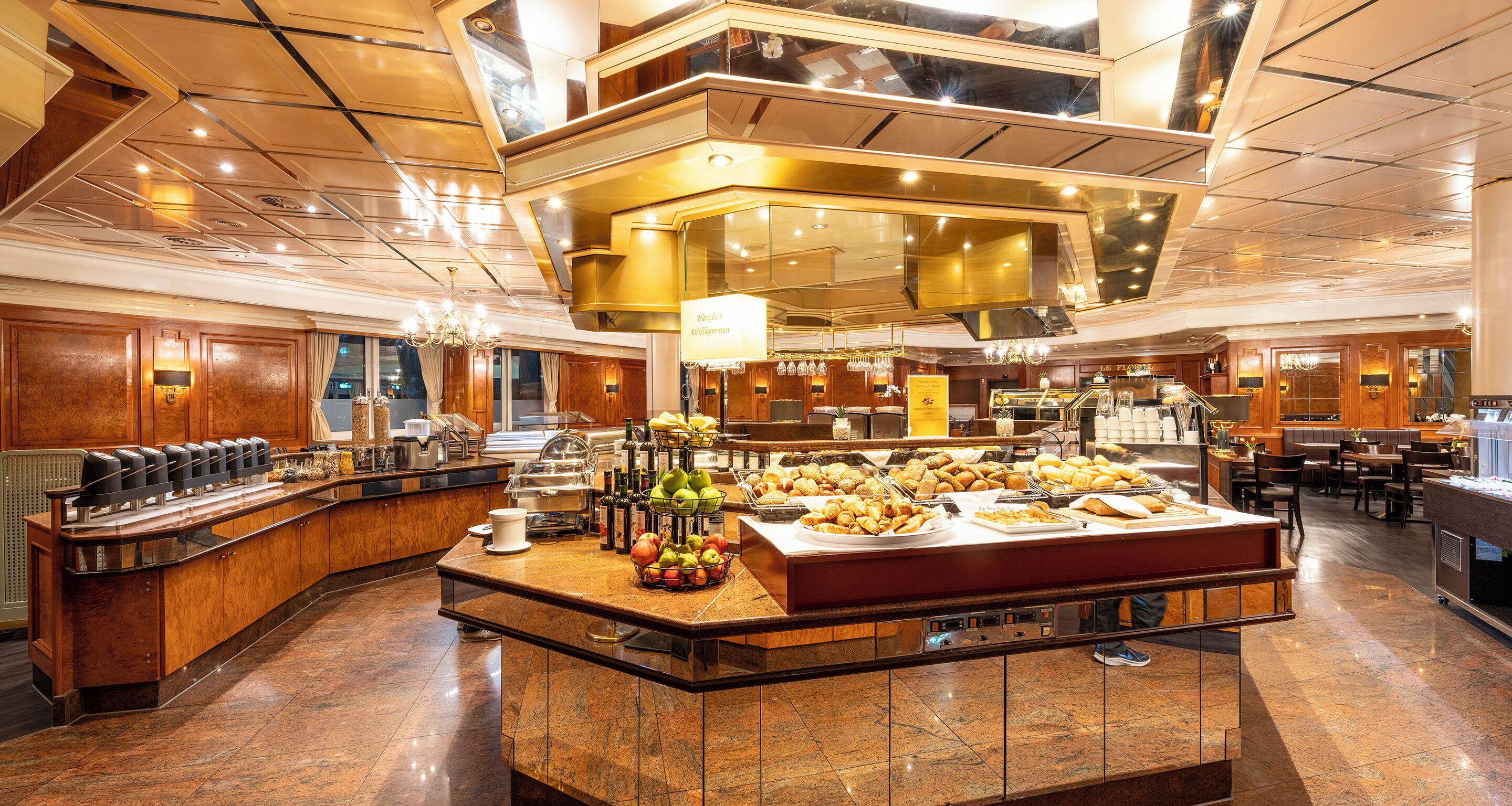 Breakfast buffet