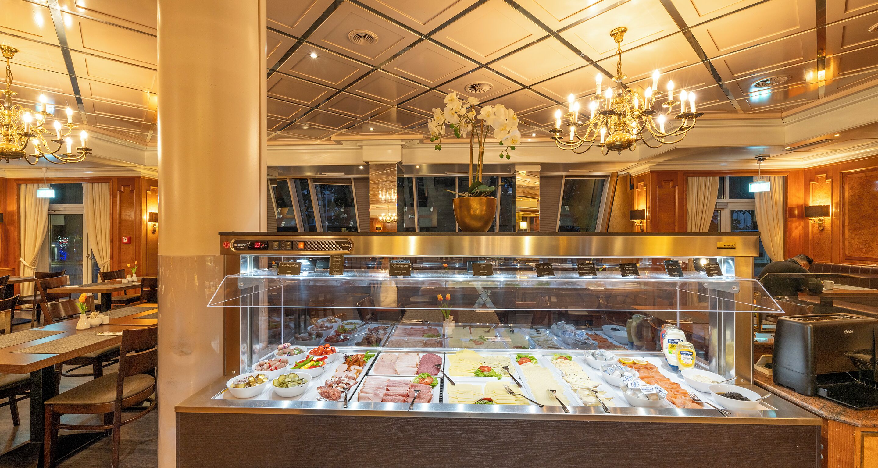 Breakfast buffet
