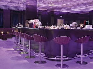 Bar (in der Unterkunft)