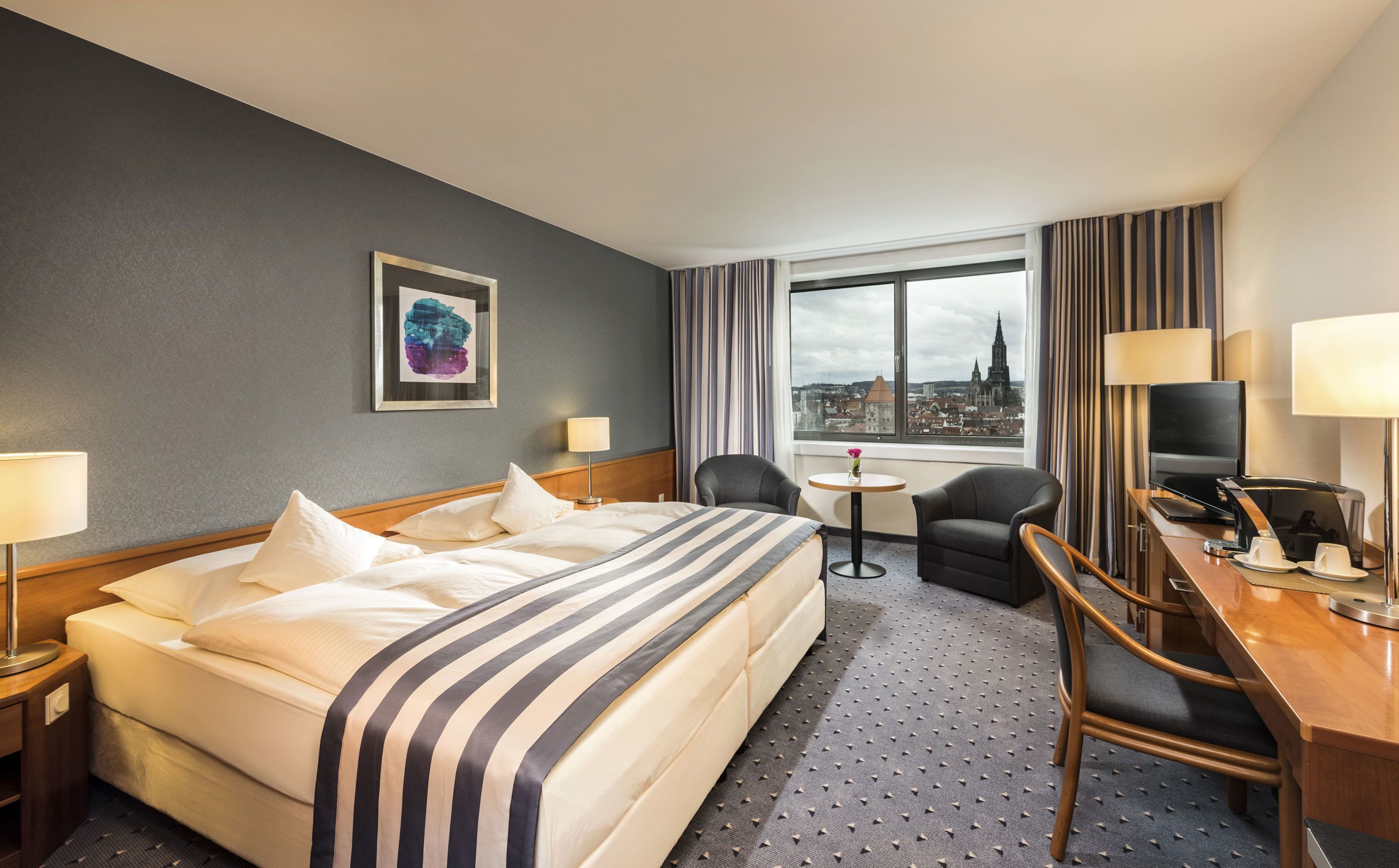 Hypo-allergenic bedding, minibar, in-room safe, desk