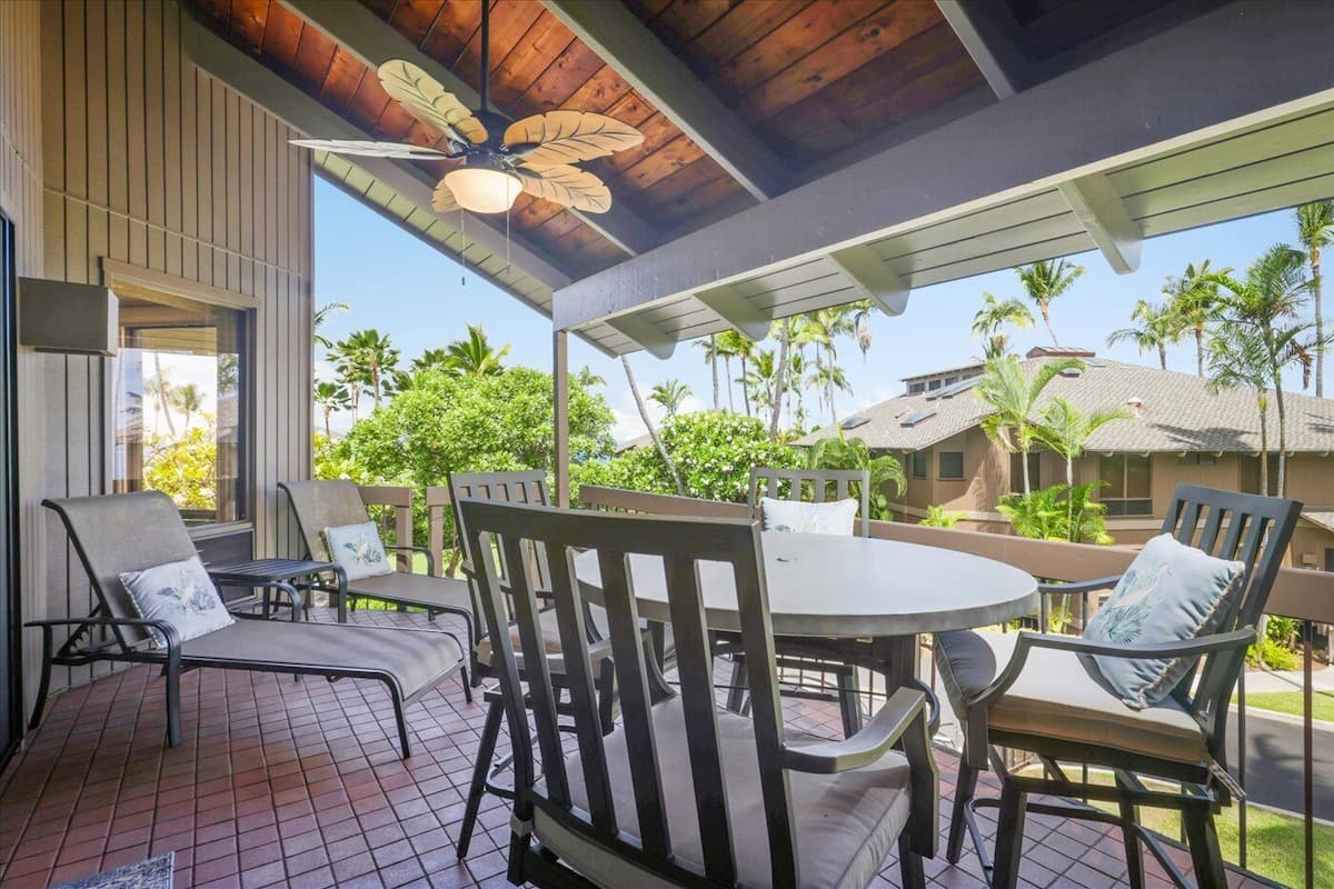 Room, 2 Bedrooms, 2 Bathrooms, Partial Ocean View (Unit 1403) | Balcony