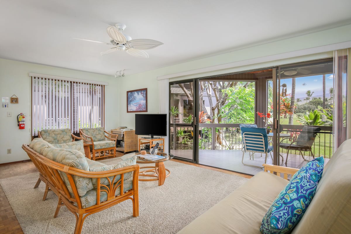 Condo, 1 Bedroom (Fairway View) | Living area