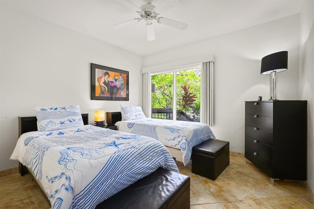 Kanaloa at Kona by null