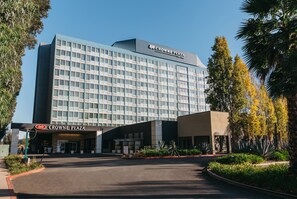 Exterior - Crowne Plaza San Francisco Airport by IHG (Burlingame)
