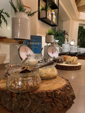 Bữa sáng buffet