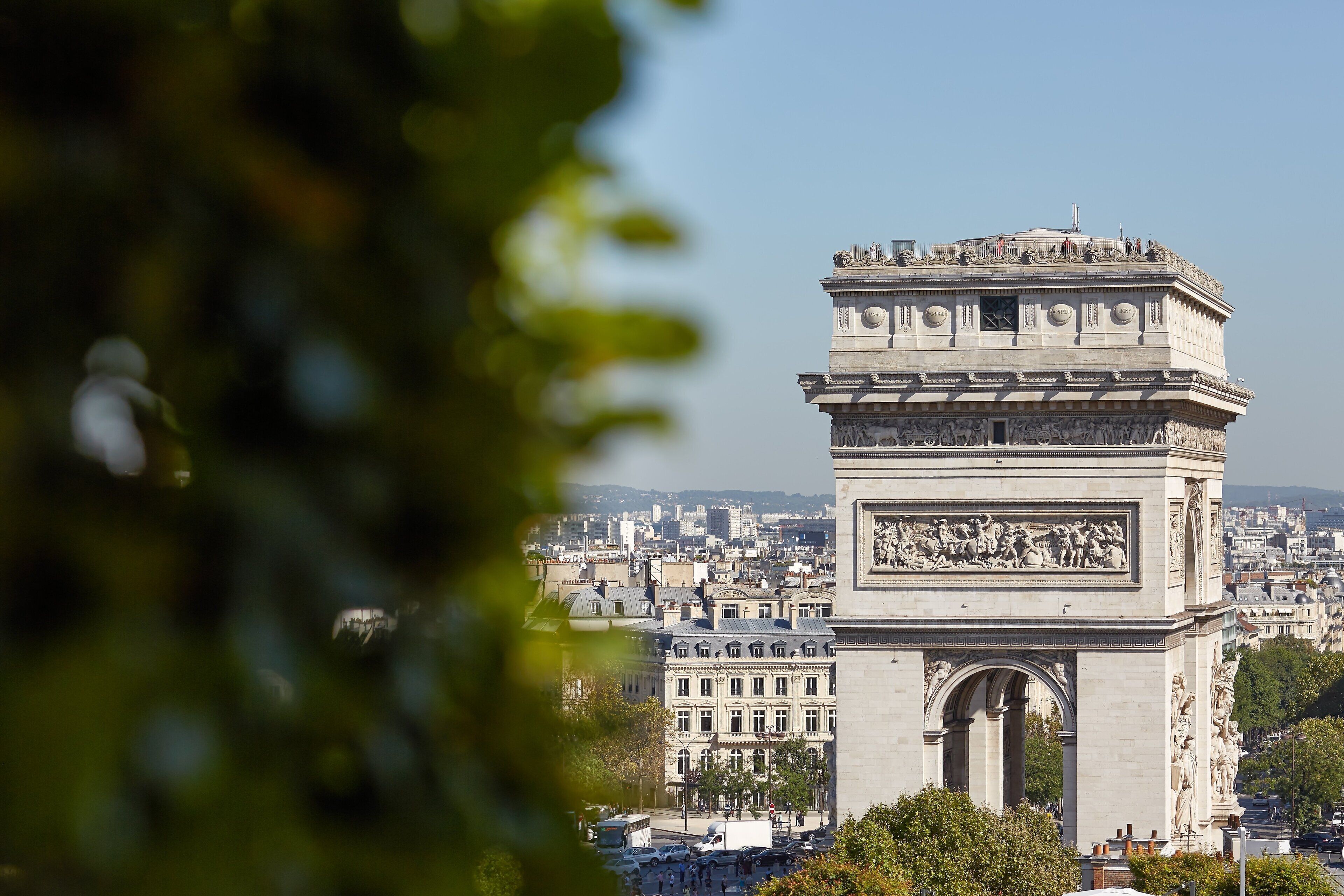 lunch and dinner served