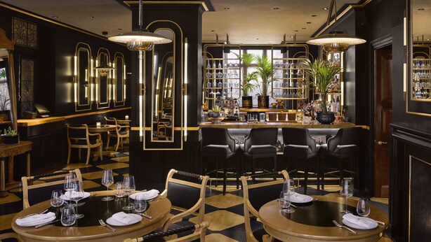 Breakfast, lunch and dinner served - Blakes Hotel London (London)