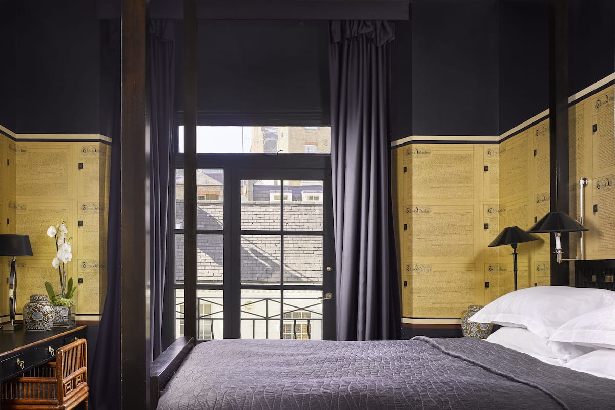 Townhouse Double | Premium bedding, minibar, in-room safe, individually decorated