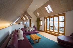 Premium-Penthouse | Bettwäsche aus ägyptischer Baumwolle, hochwertige Bettwaren