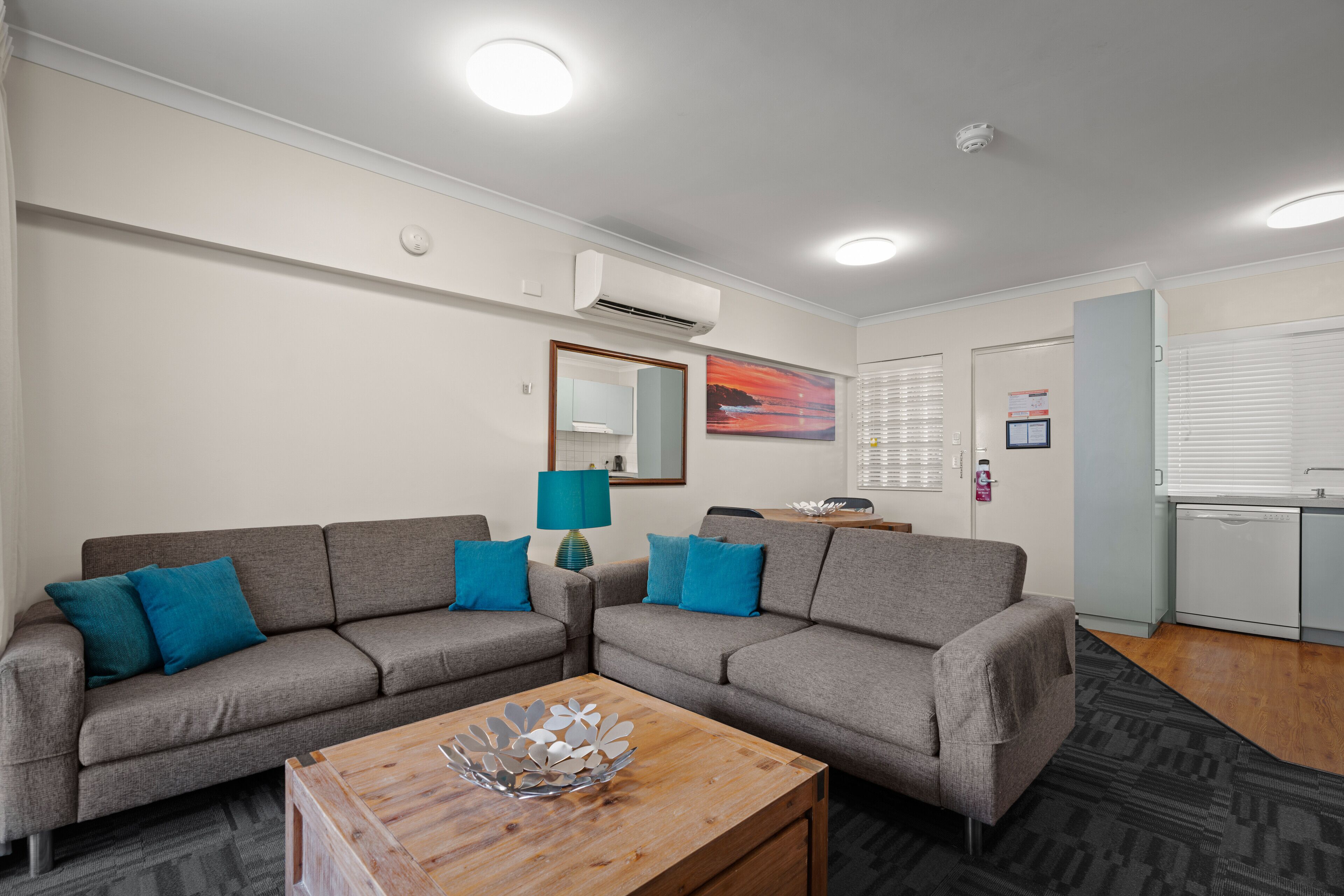 Broadwater Resort Como — image 10