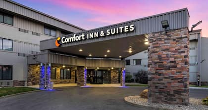 Comfort Inn & Suites North at the Pyramids