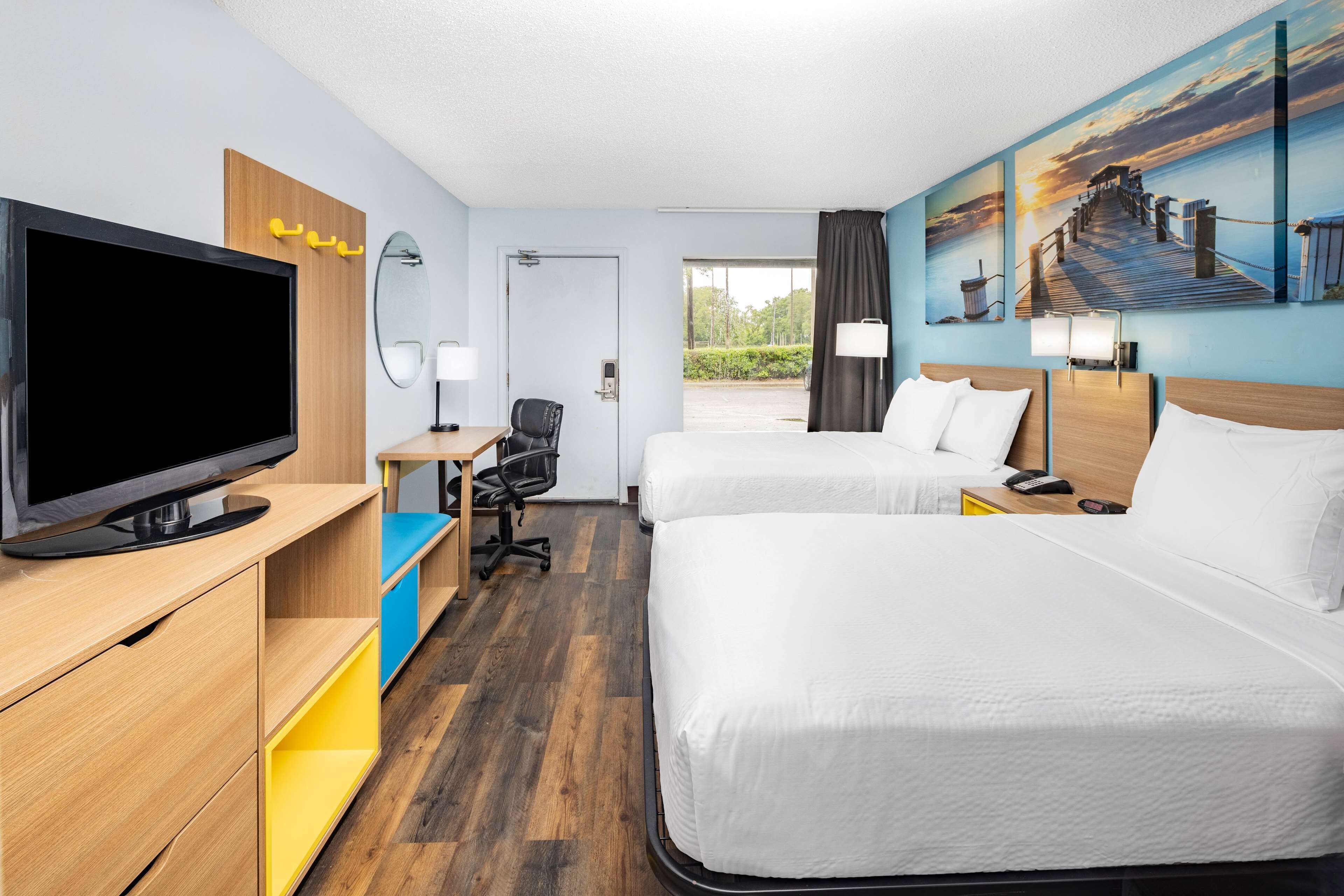 Foto - Days Inn by Wyndham Pensacola I-10