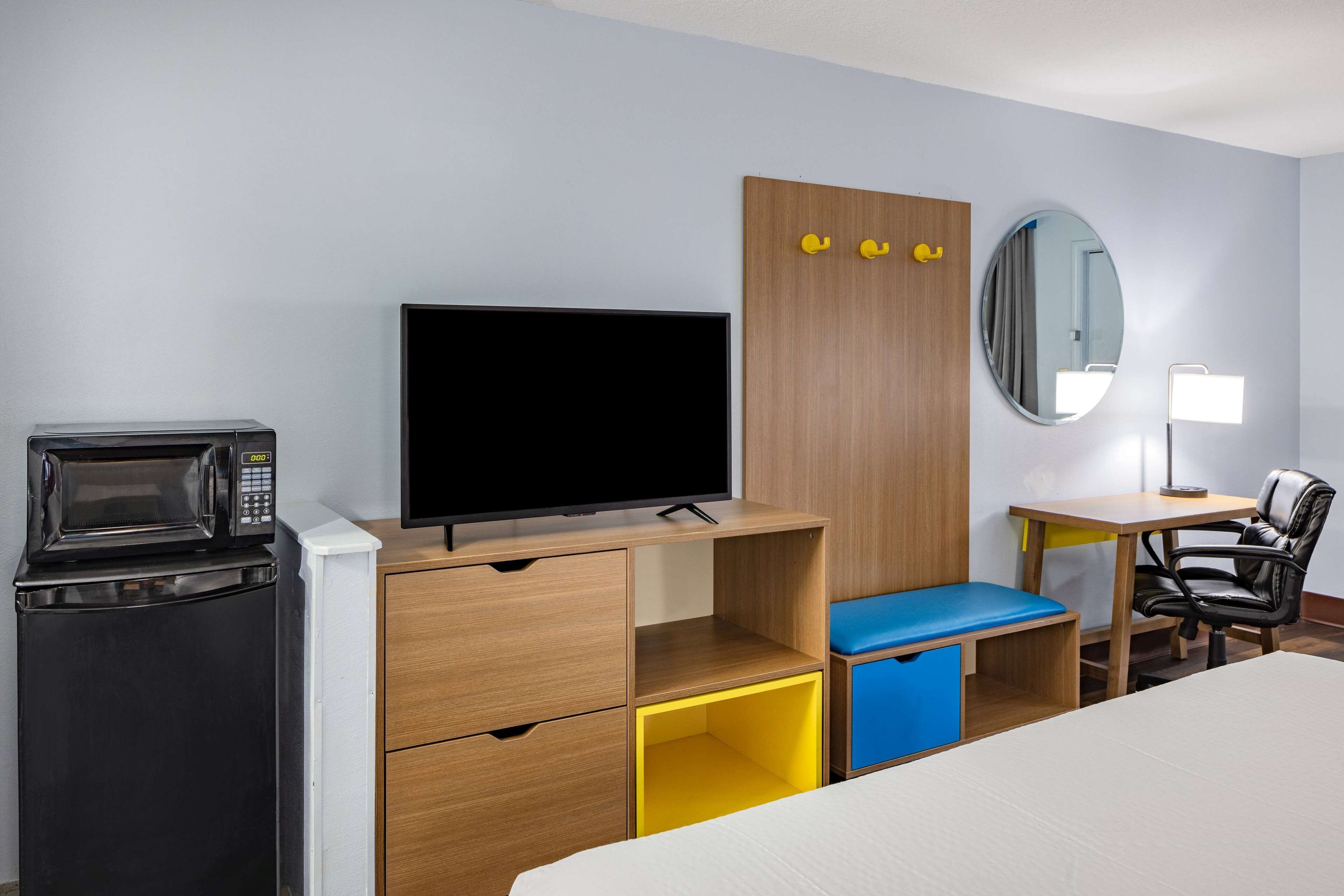 Foto - Days Inn by Wyndham Pensacola I-10