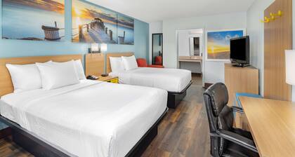 Days Inn by Wyndham Pensacola I-10