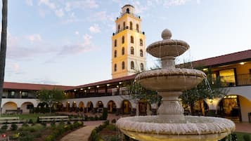 บริเวณภายนอก