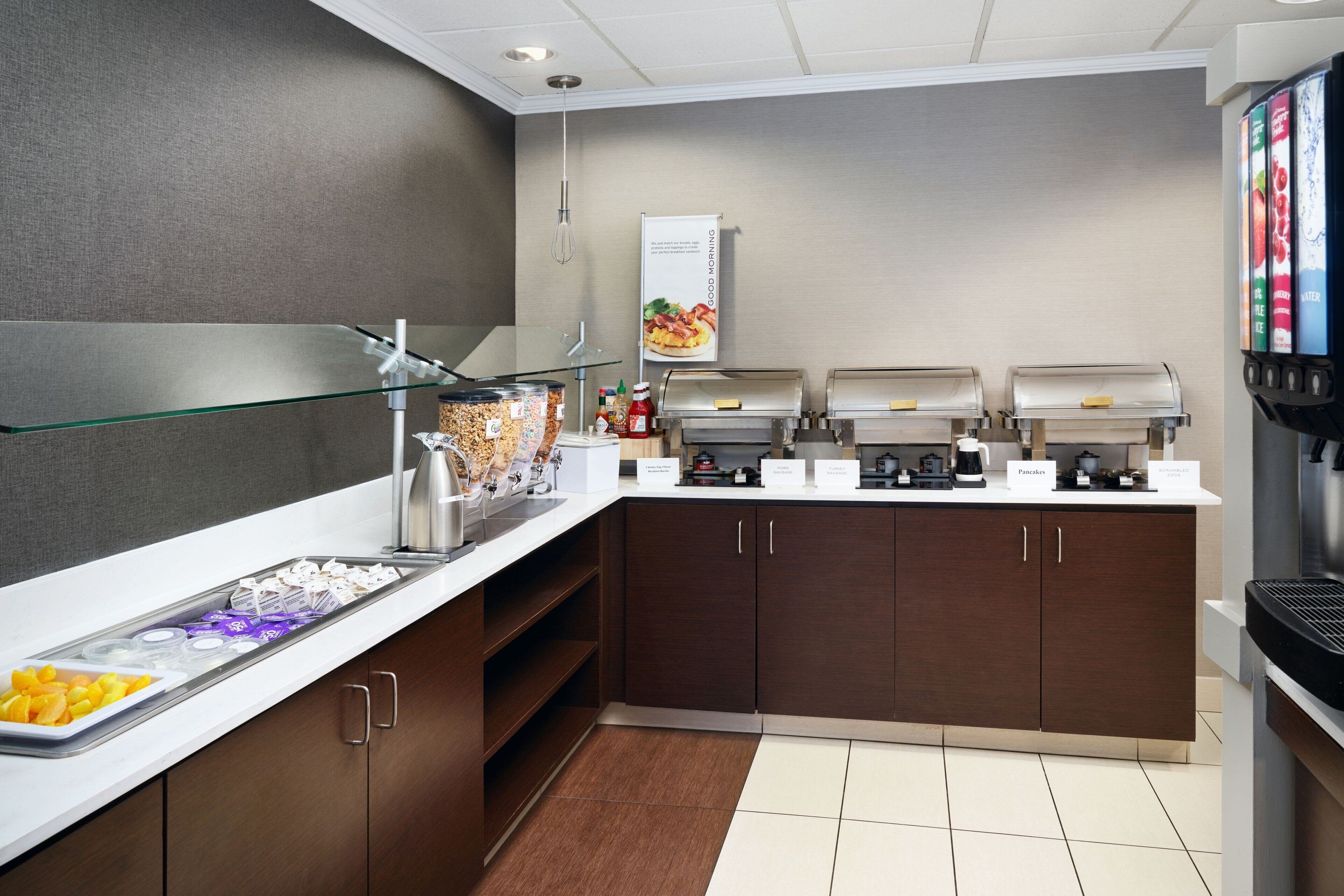 Colazione a buffet inclusa, servita tutte le mattine 