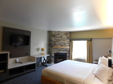 Days Inn Suites by Wyndham Downtown Gatlinburg Parkway - Image 65