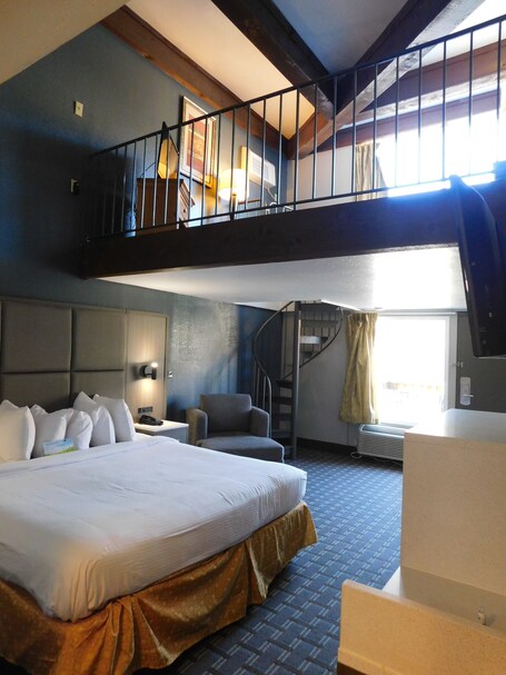 Days Inn Suites by Wyndham Downtown Gatlinburg Parkway - Image 26