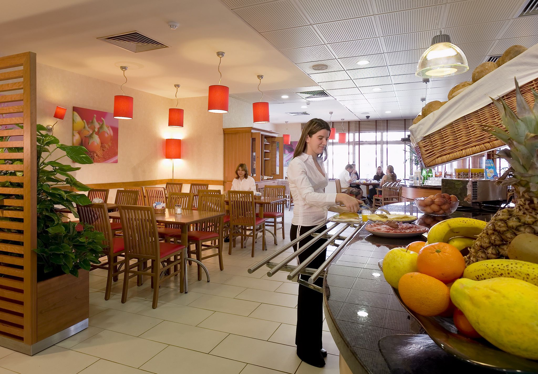 Petit déjeuner buffet servi tous les jours en supplément