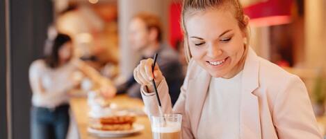 Aperto a pranzo e a cena