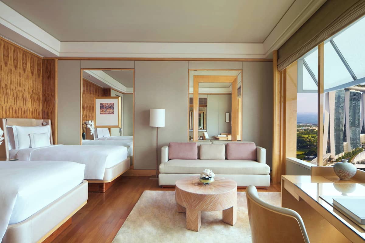 Deluxe Room, 2 Twin Beds, Bay View (Deluxe Marina) | Literie de qualité supérieure, couette en duvet d'oie, minibar
