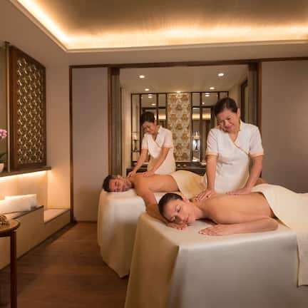 Couples treatment room(s), sauna, steam room