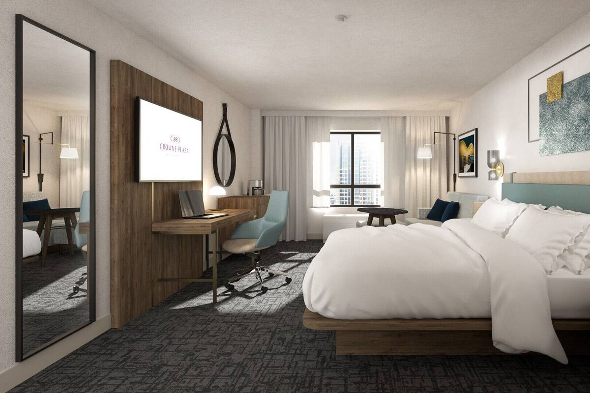 Standard Room, 1 King Bed | Premium bedding, pillowtop beds, in-room safe, desk