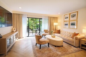 Suite, 1 Bedroom (Luxe) | Hypo-allergenic bedding, in-room safe, desk, iron/ironing board