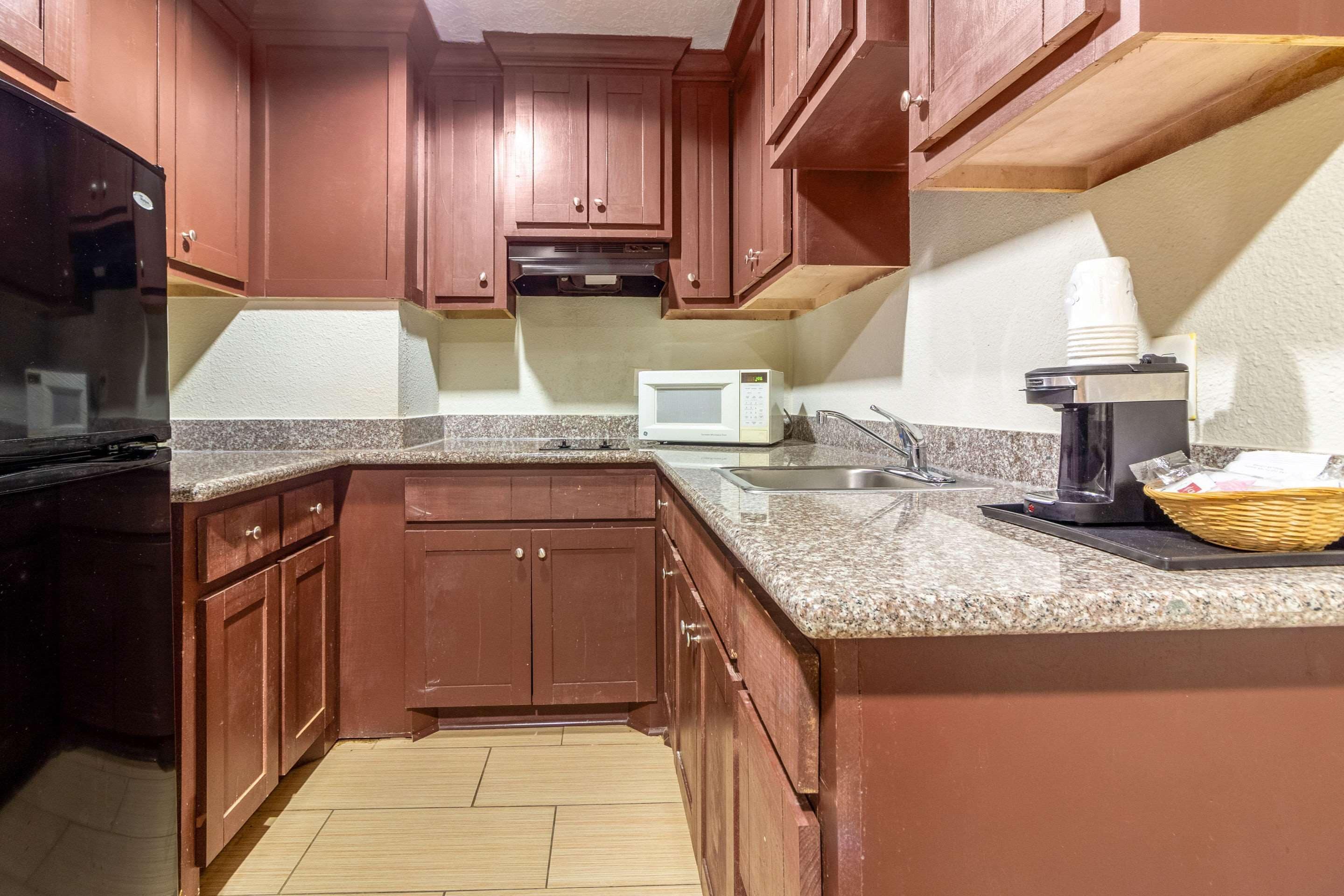 Photo - Rodeway Inn & Suites Houston near Medical Center