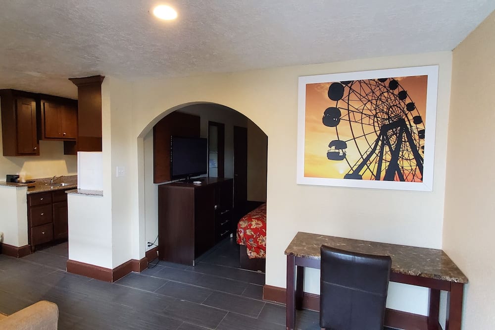 Rodeway Inn & Suites Houston near Medical Center