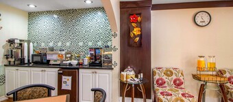 休斯敦羅德威套房酒店近醫療中心  