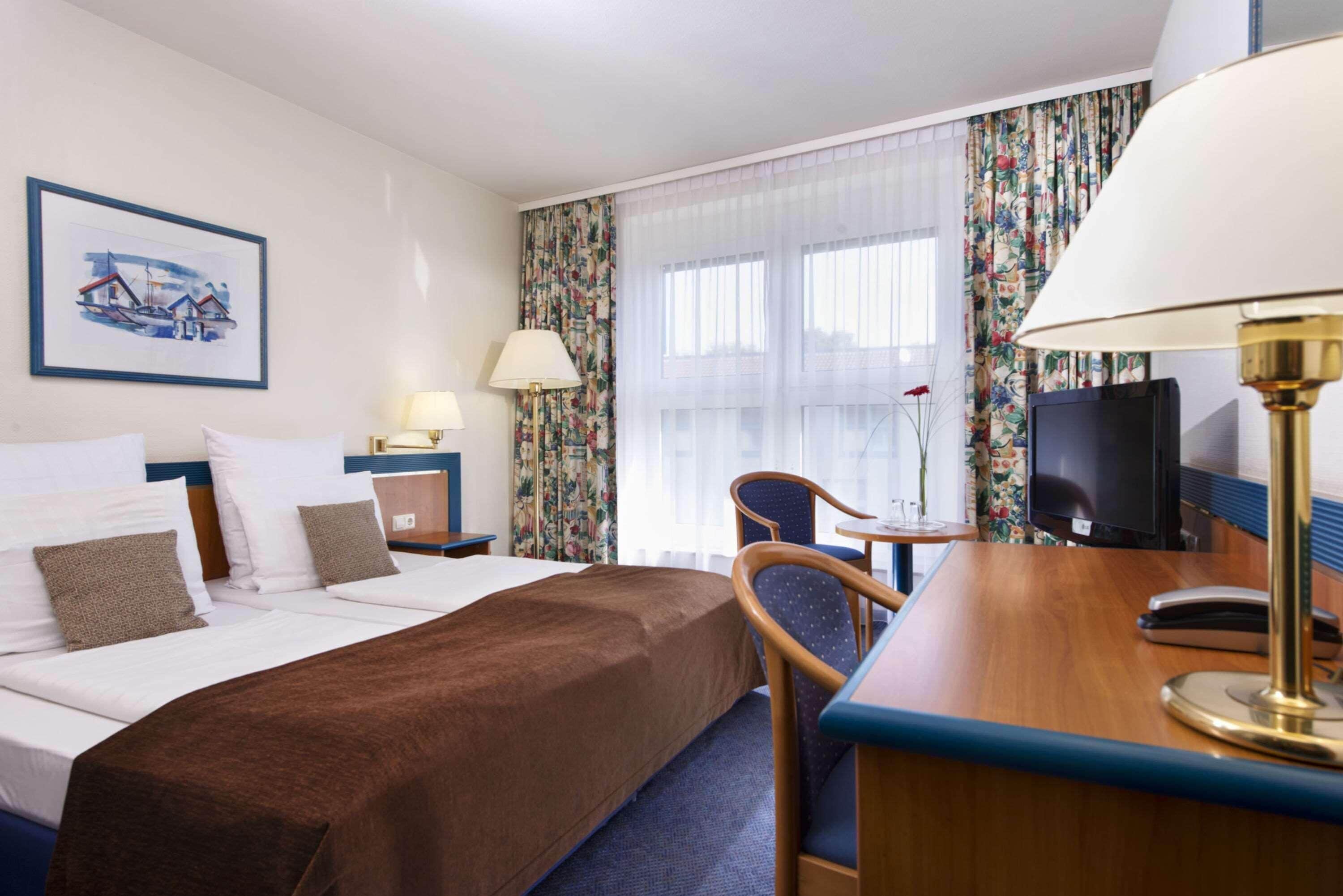 In-room safe, desk, blackout drapes, soundproofing