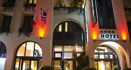 Opera Cadet Hotel
