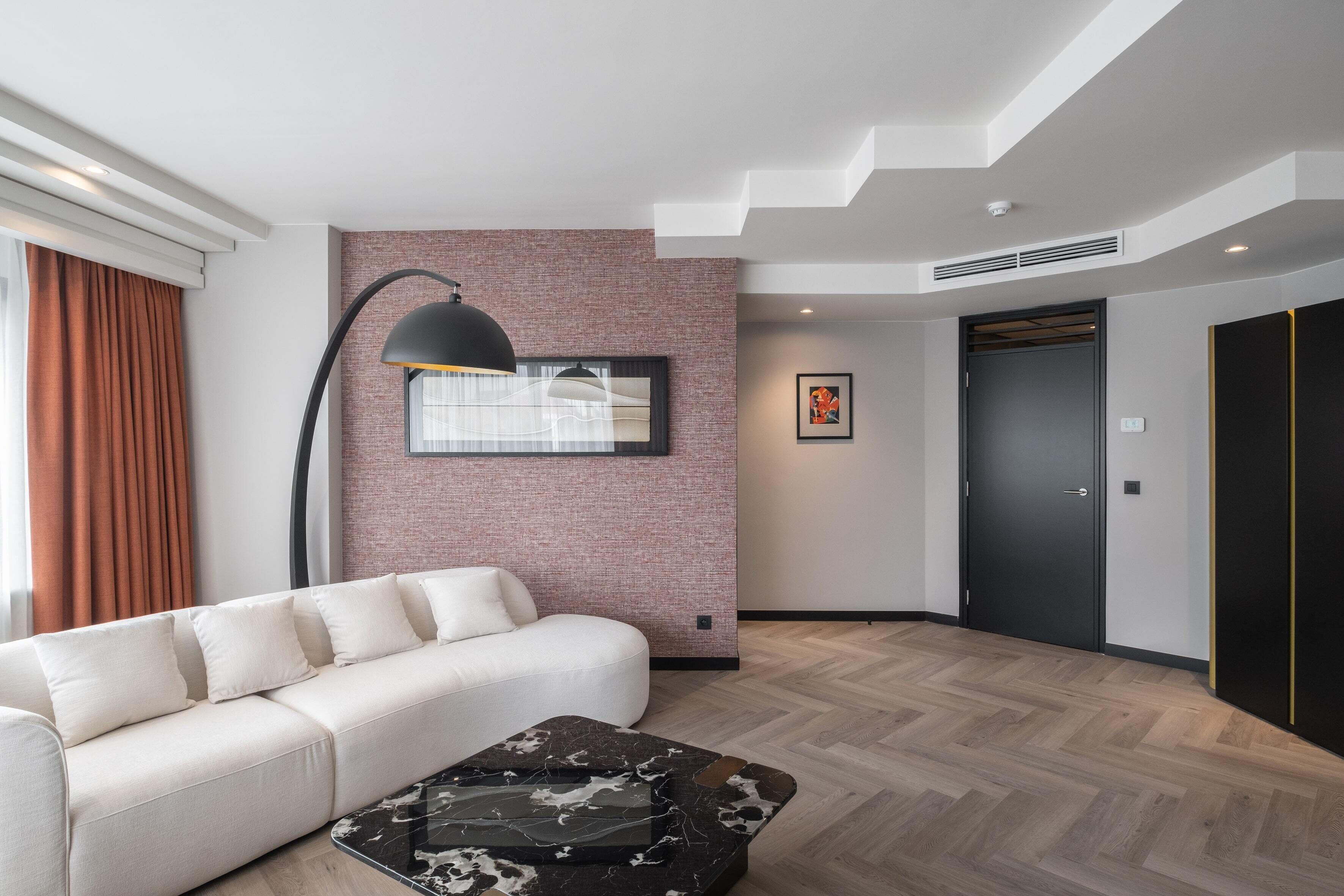 Photo - Hyllit Hotel