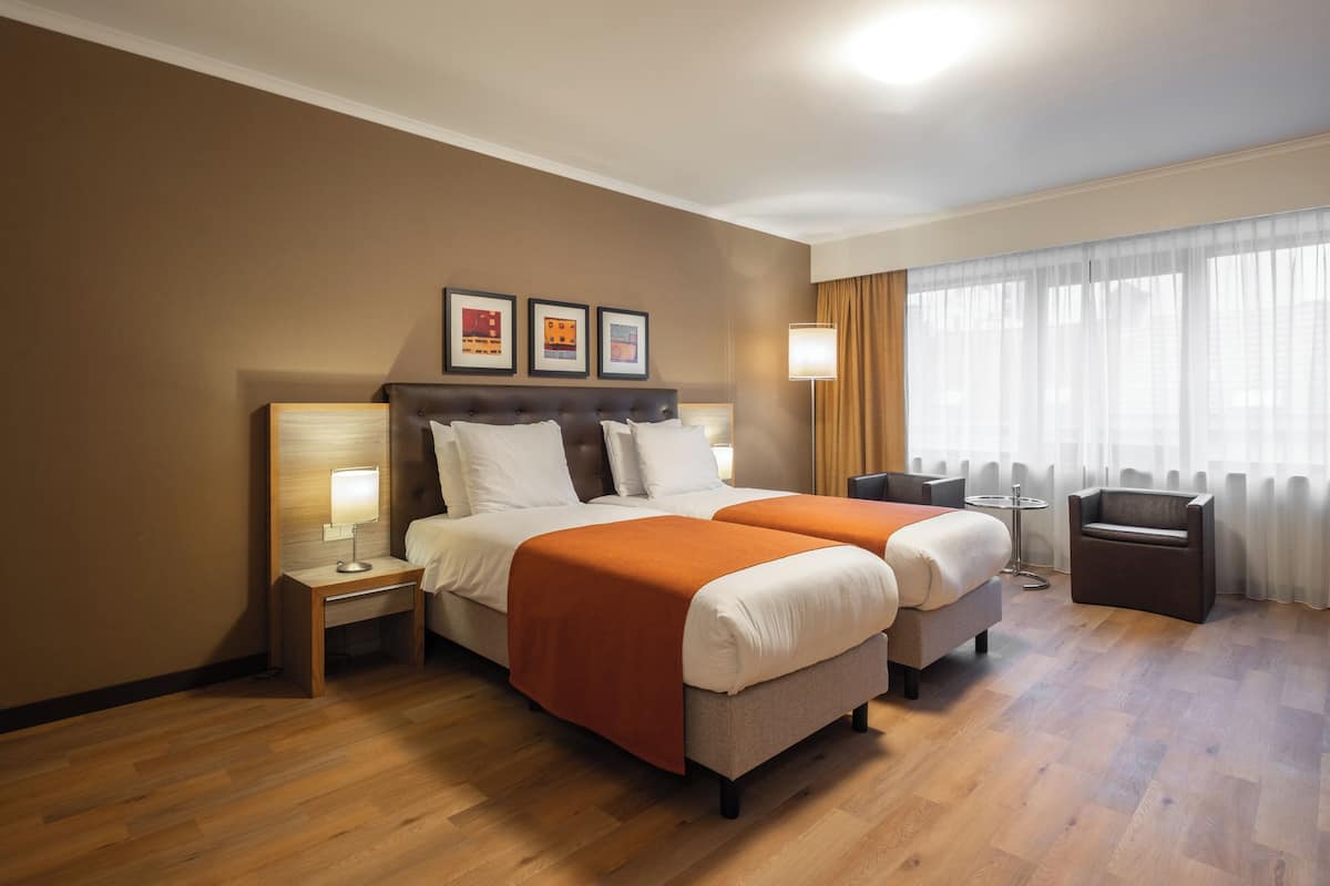 Minibar, in-room safe, desk, blackout curtains