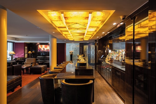 Hyllit Hotel