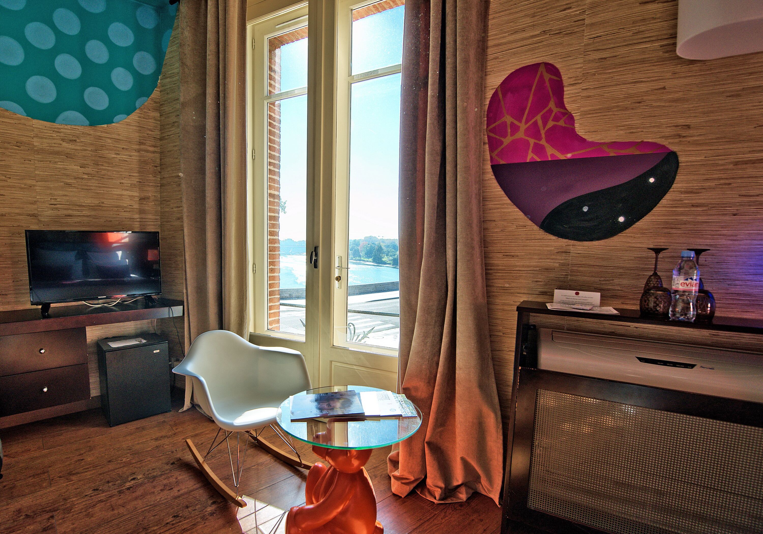 double room or deluxe twin | premium bedding, minibar, in-room safe, individually decorated