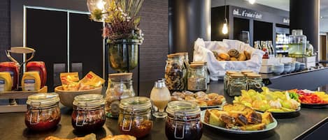 Daily buffet breakfast (EUR 21 per person)