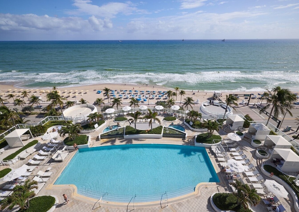 Beach House Fort Lauderdale, a Hilton Resort by null