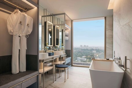 Pan Pacific Orchard - Image 7