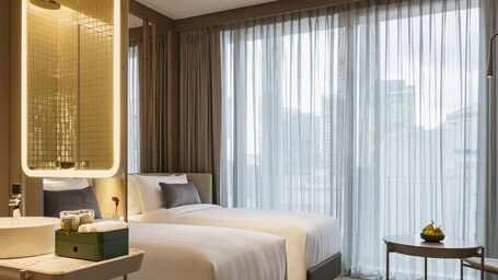 Pan Pacific Orchard - Image 81