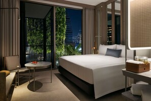 1 quarto, roupas de cama antialérgicas, frigobar, cofres nos quartos